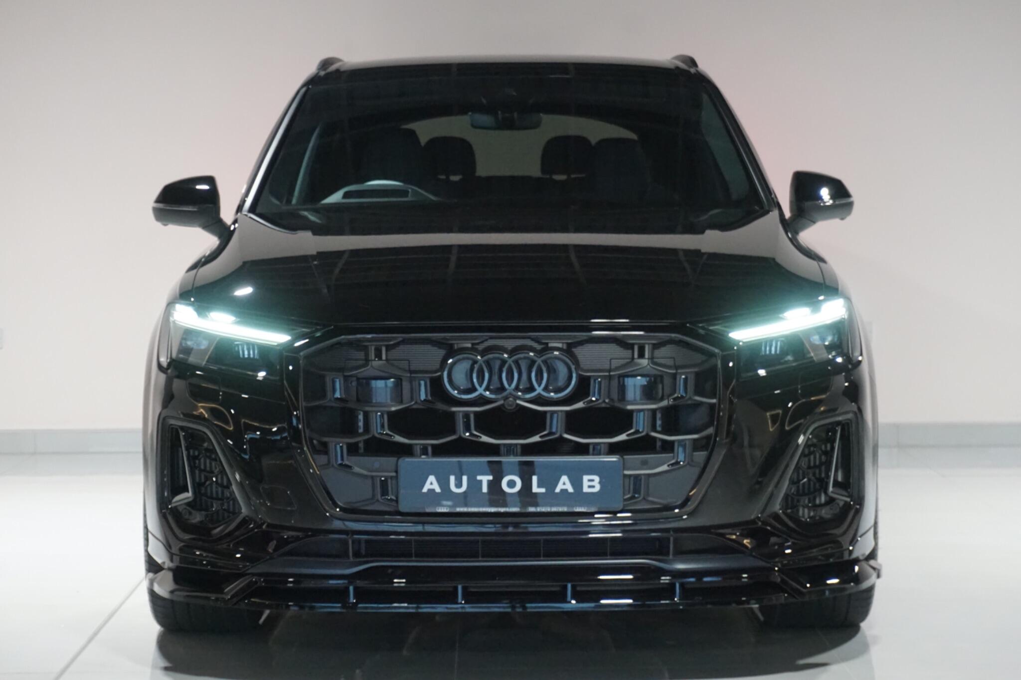 Audi SQ7 4.0 TFSI V8 Black Edition SUV 5dr Petrol Tiptronic quattro Euro 6 (s/s) (507 ps)